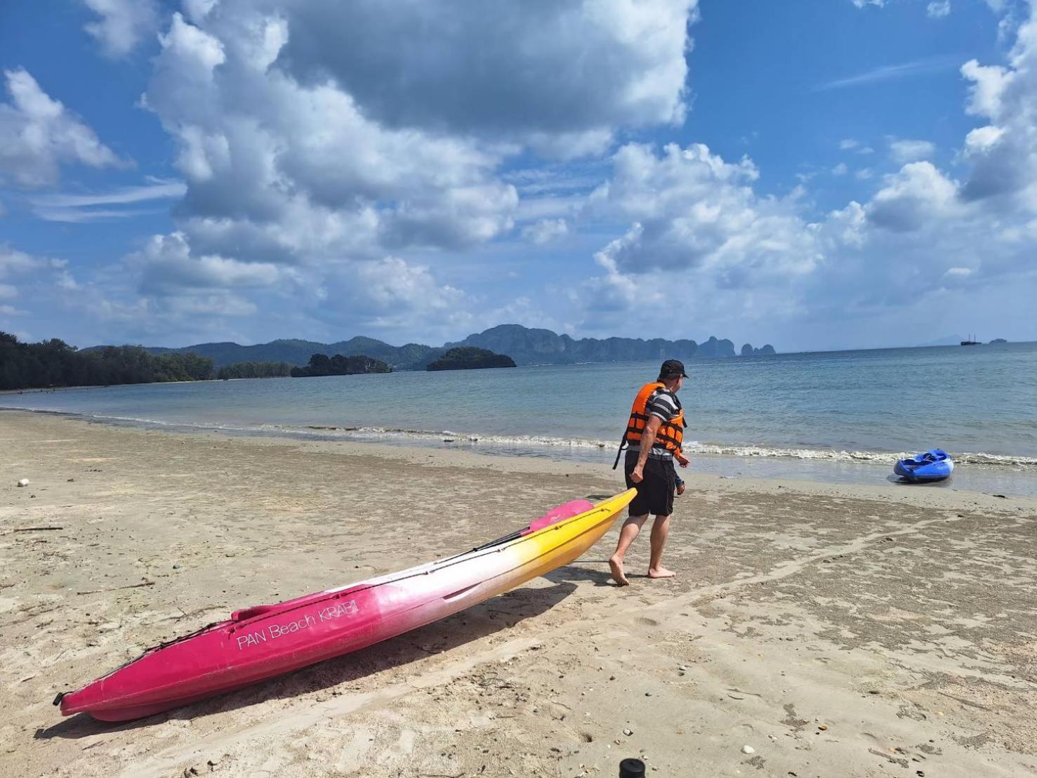 Pan Beachfront Resort Krabi Клонг Муанг Бийч Екстериор снимка