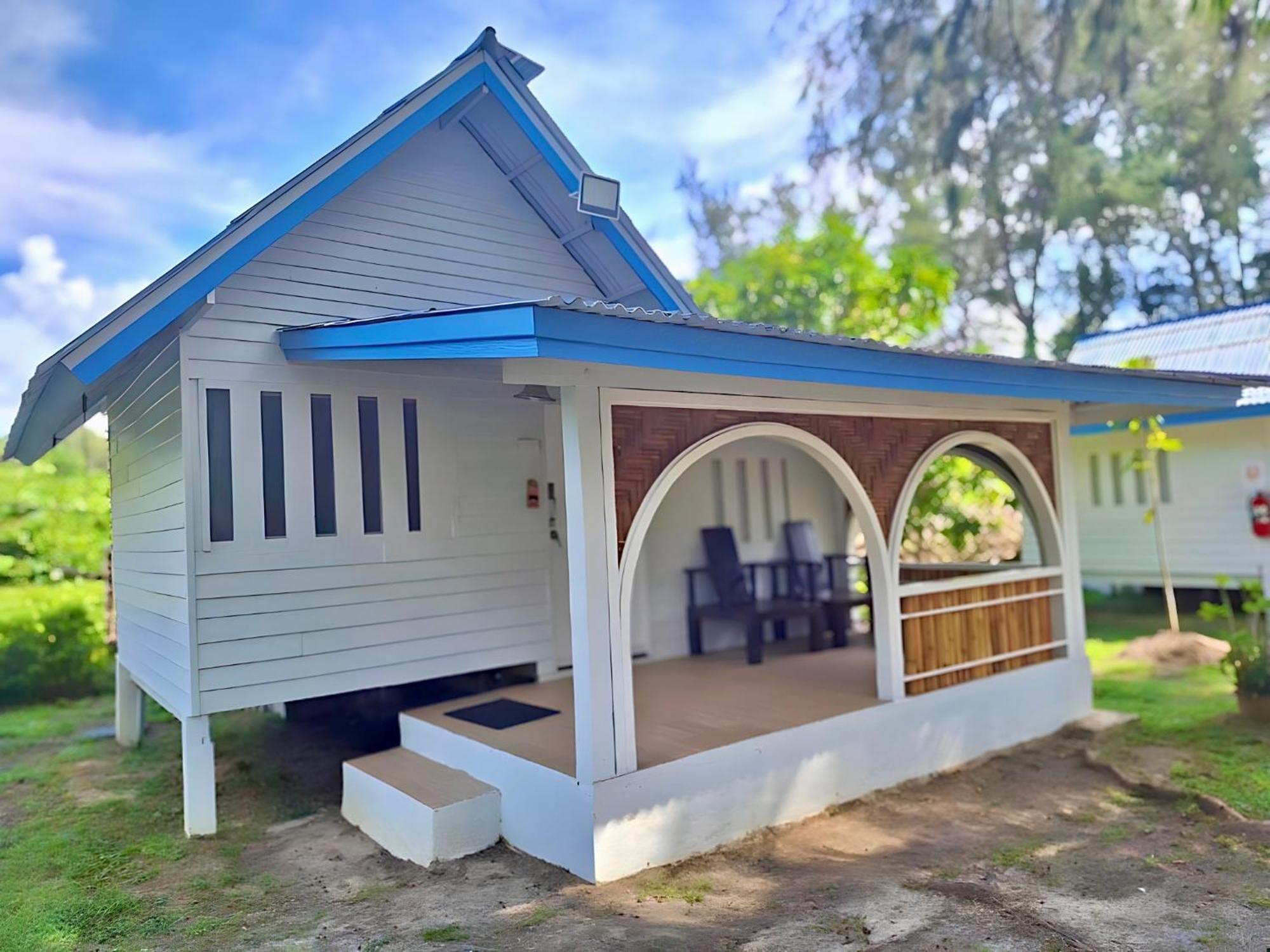 Pan Beachfront Resort Krabi Клонг Муанг Бийч Стая снимка