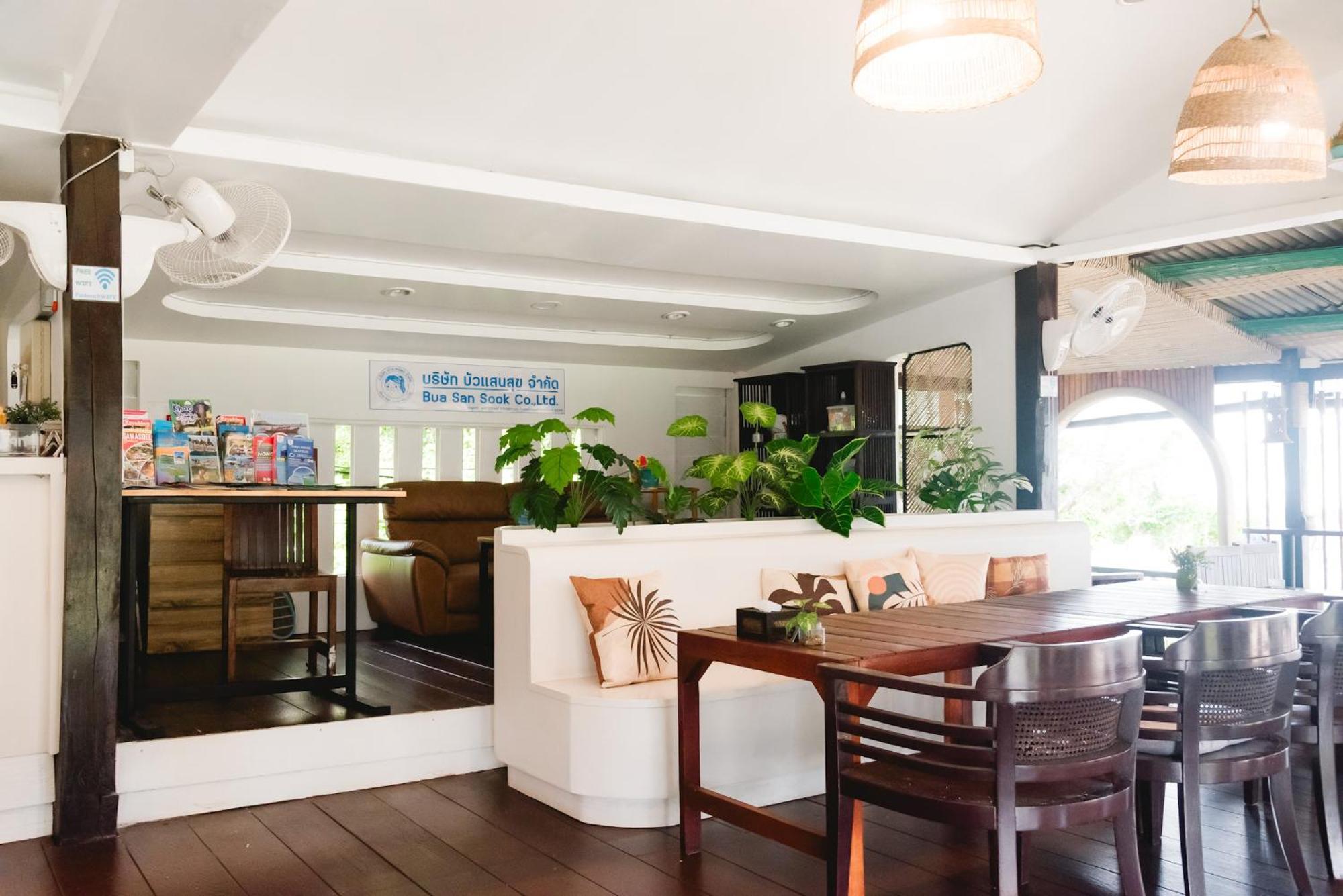 Pan Beachfront Resort Krabi Клонг Муанг Бийч Екстериор снимка