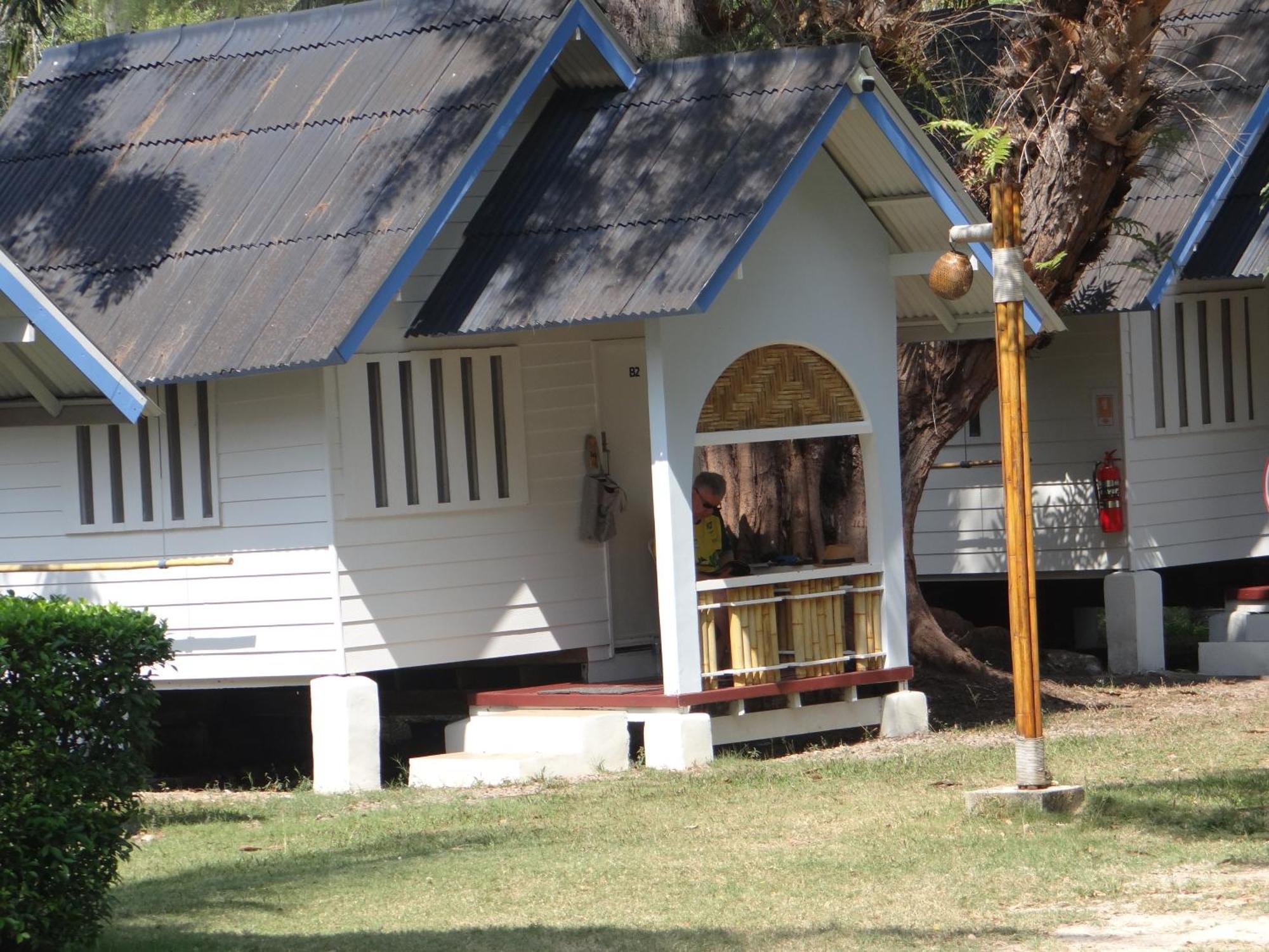 Pan Beachfront Resort Krabi Клонг Муанг Бийч Екстериор снимка